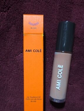 AMI COLE Hydrating Lip Treatment Oil — Nude Beige
